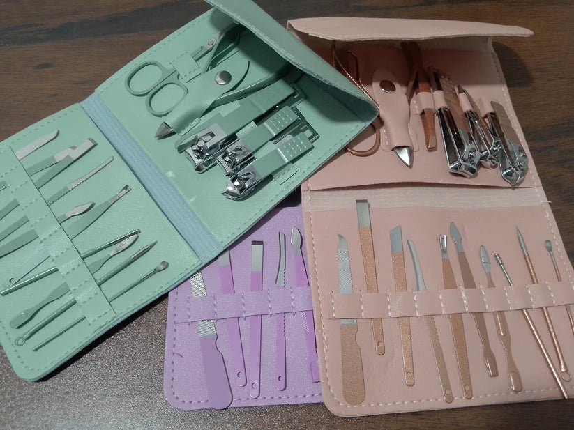 Nail Clipper Manicure Pedicure Set With Leather Case (Premium Quality)